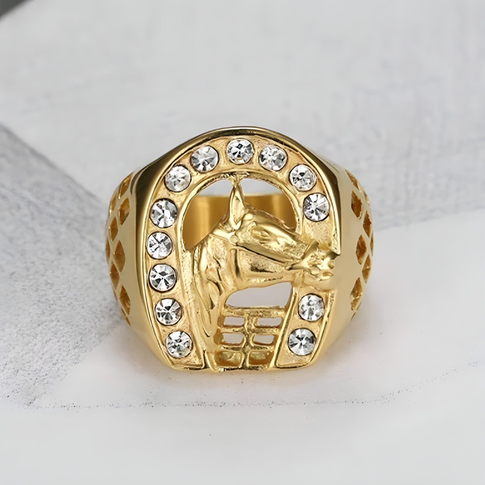 Equine Elegance Gentlemen's Ring