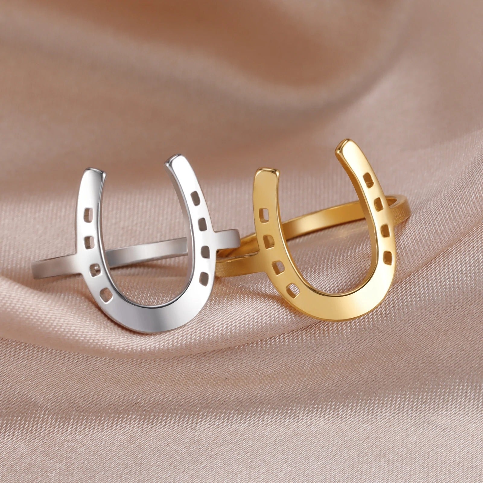 Horseshoe Ring